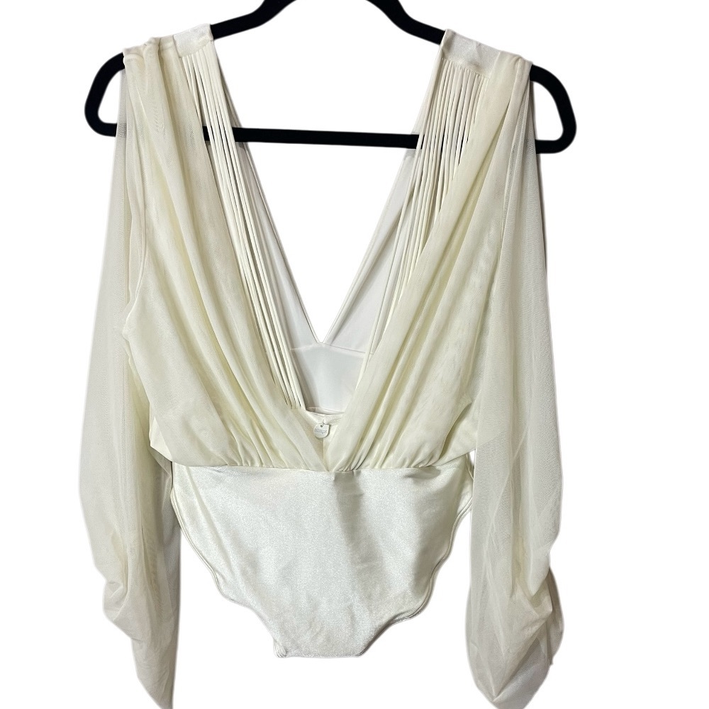 Entreaguas One Piece Bathing Suit Body Suit Plunging Neck Sleeves Lux SZ M EUC